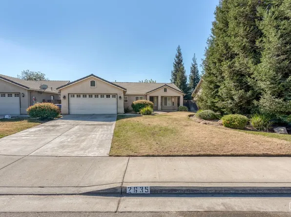 2635 Tammy St, Selma, CA 93662