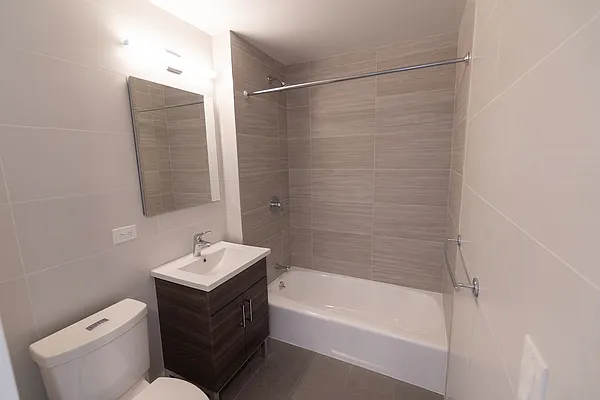 Rented by Stonehenge NYC LLC | media 11