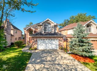 515 Maple Ave, Willow Springs, IL 60480