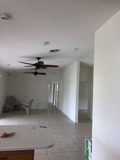 2nd image of 17196 Hibiscus Ln
