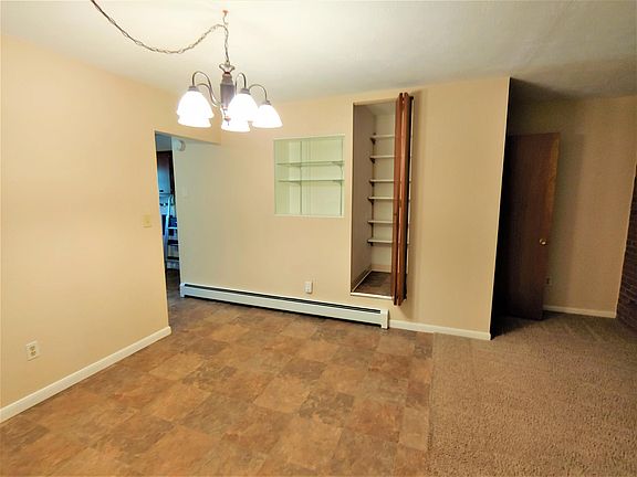 5th image of 2145 19th Ave