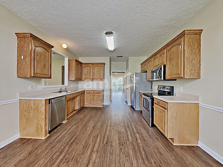 5108 Bumblebee Dr — Photo 8