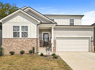 208 E Millbrook Dr, Spring Hill, TN 37174