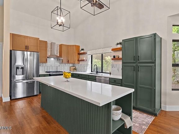 2nd image of 9039 W UTOPIA Road