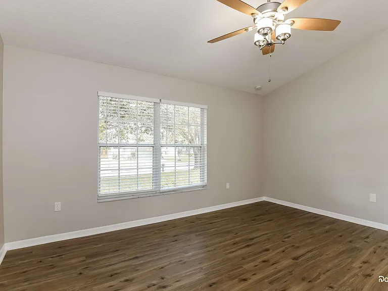 840 High Pointe Cir — Photo 12