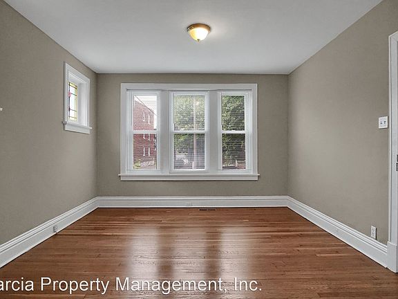 3rd image of 4951 Lindenwood Ave #7748786