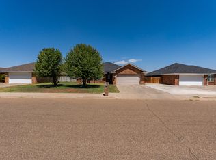 2220 Reese Dr, Clovis, NM 88101