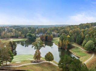 709 Middle Fork Trl, Suwanee, GA 30024