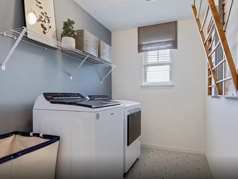 9060 Meadows Dr — Photo 12