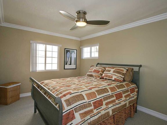 3rd image of 4016 Texas St #1/2