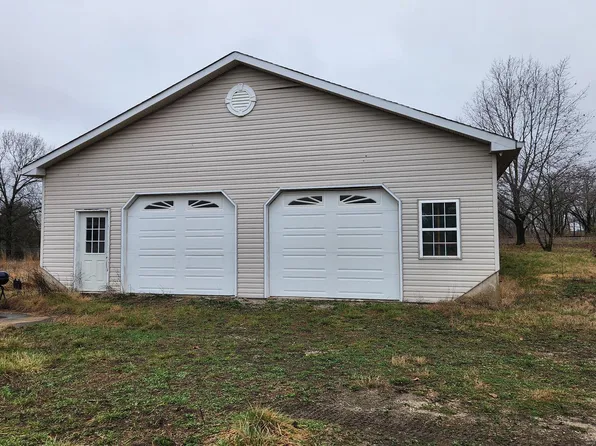 66 Honeysuckle Dr, Leasburg, MO 65535