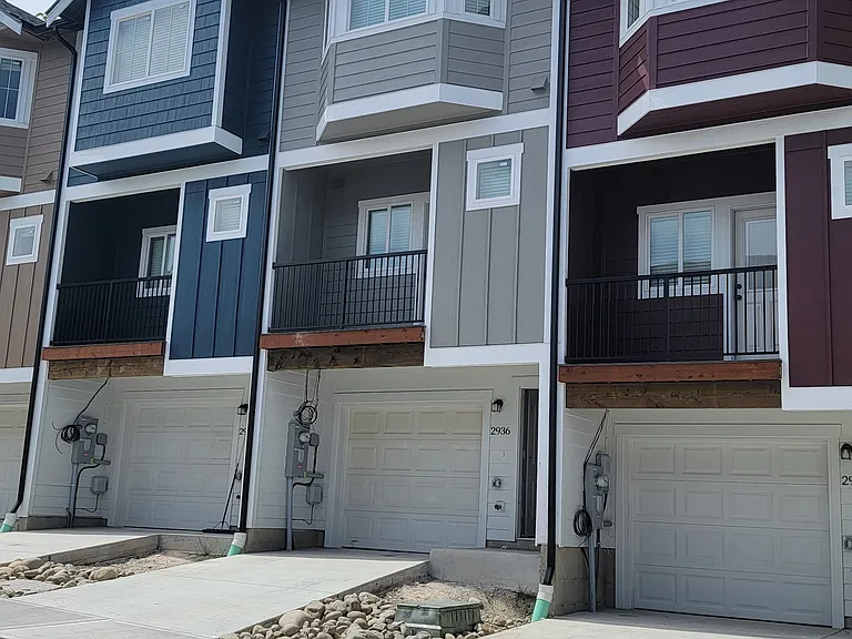 Townhomes at University Place LLC — Photo 9