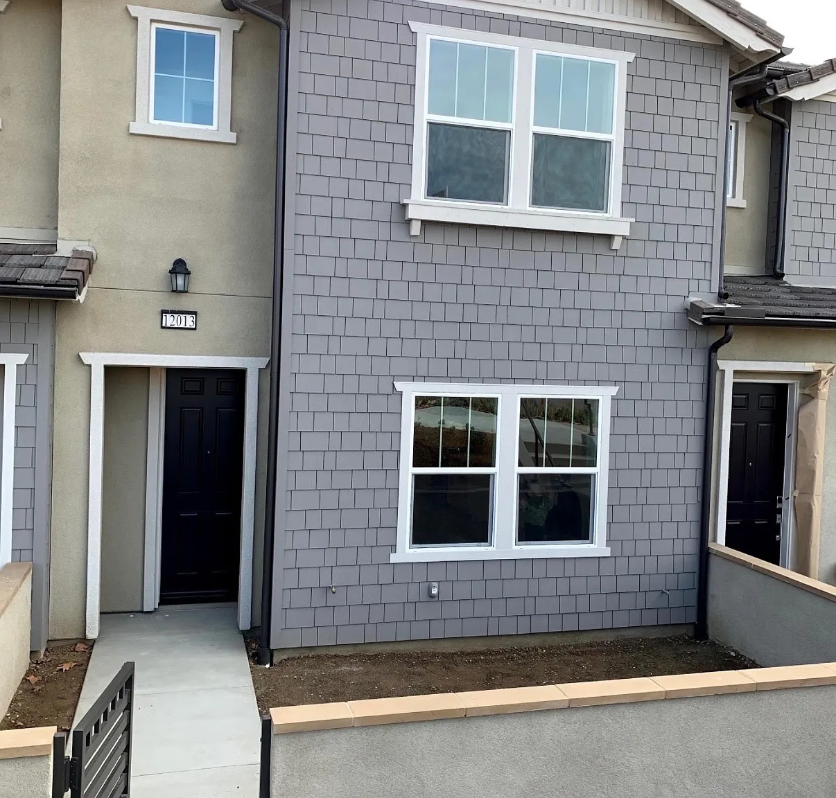 3 bed, 1590 sqft, $4,000 — Photo 1