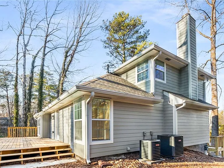 3412 Belleford Ct NE — Photo 39