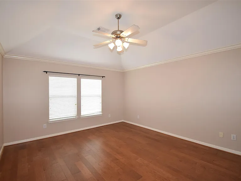 722 Memorial Heights Dr — Photo 28