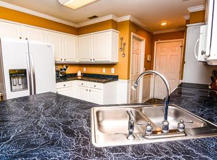 2752 Fernwood Dr, Charleston, SC 29406