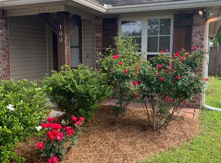 100 Hawthorne Dr, Hattiesburg, MS 39402