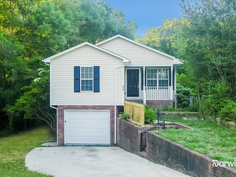 978 Braxton Dr — Photo 1