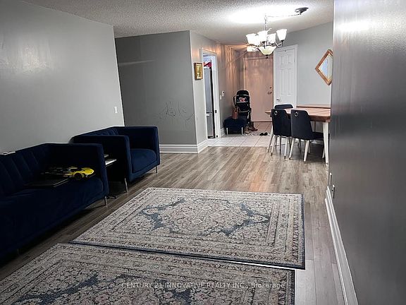 5th image of 35 Kingsbridge Garden Cir #1408