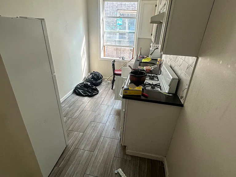 691 Elizabeth Ave #63A — Photo 4