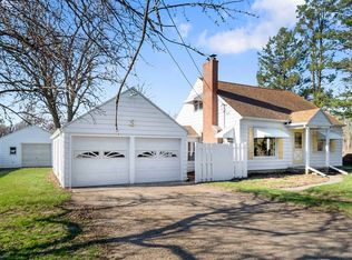 4404 E Shaulis Rd, Waterloo, IA 50701