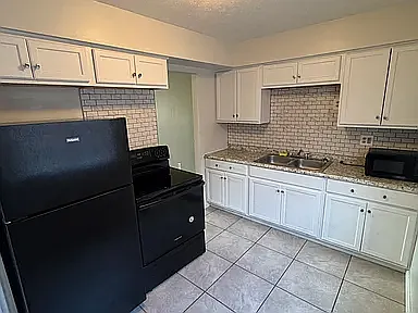 2472 Warren Pkwy #19 — Photo 4
