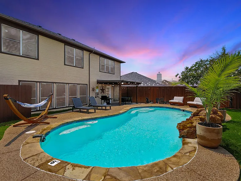 2516 Castle Pines Dr — Photo 47