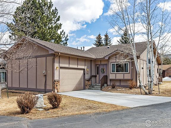 2nd image of 734 Birdie Ln