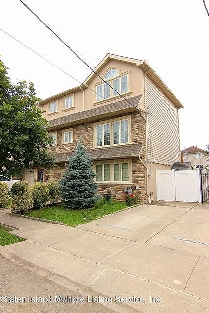 1st image of 152 Moreland St