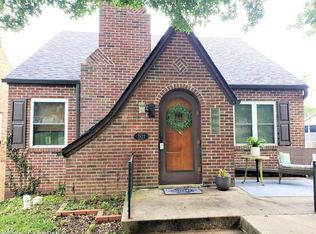 1924 Hayselton Dr, Jefferson City, MO 65109