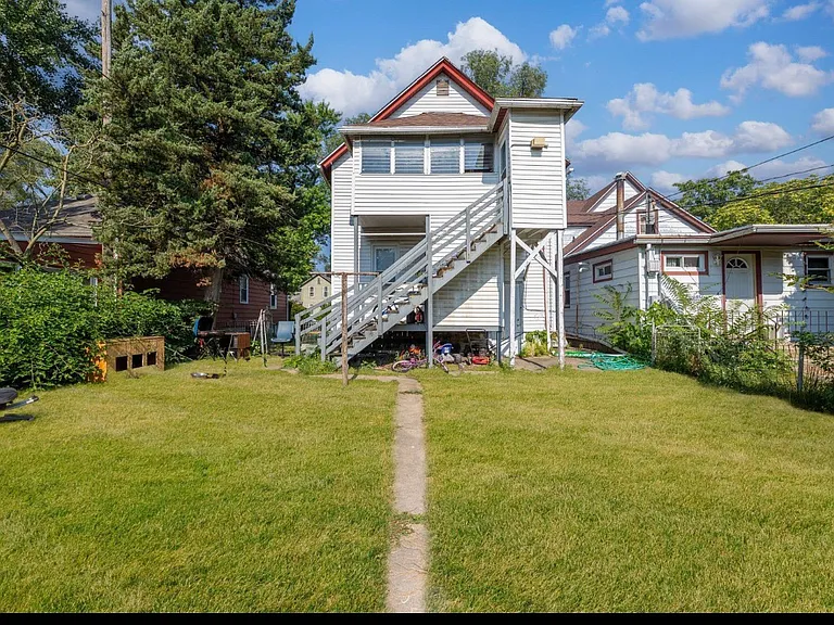 436 S 4th Ave — Photo 5