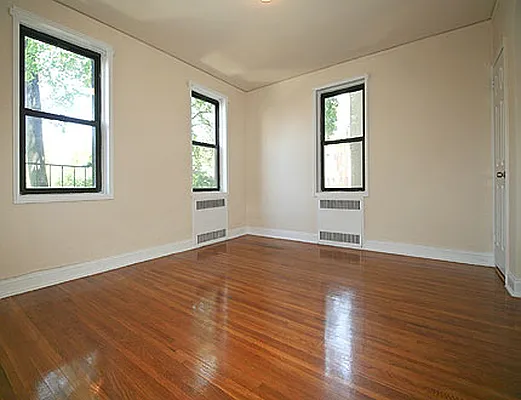 Rented by SW Queens Mezzanine | media 13