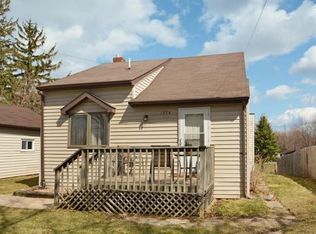 1974 6th St N, North Saint Paul, MN 55109