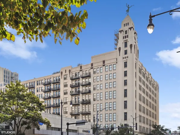 758 N Larrabee St APT 832, Chicago, IL 60654