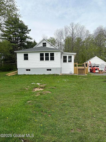 4th image of 4632 State Highway 30