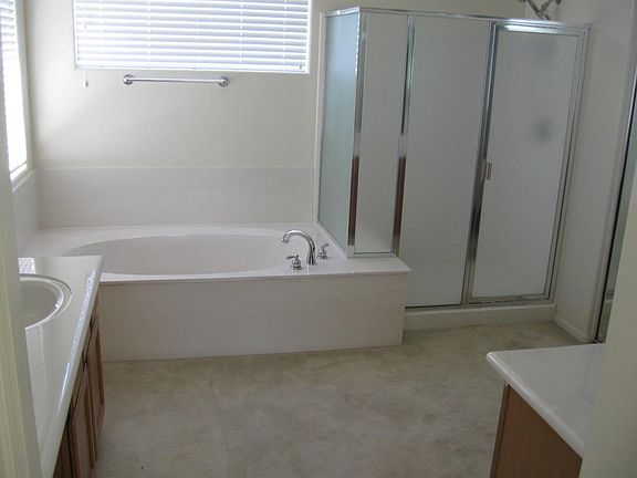 4th image of 14761 W ASHCROFT Avenue