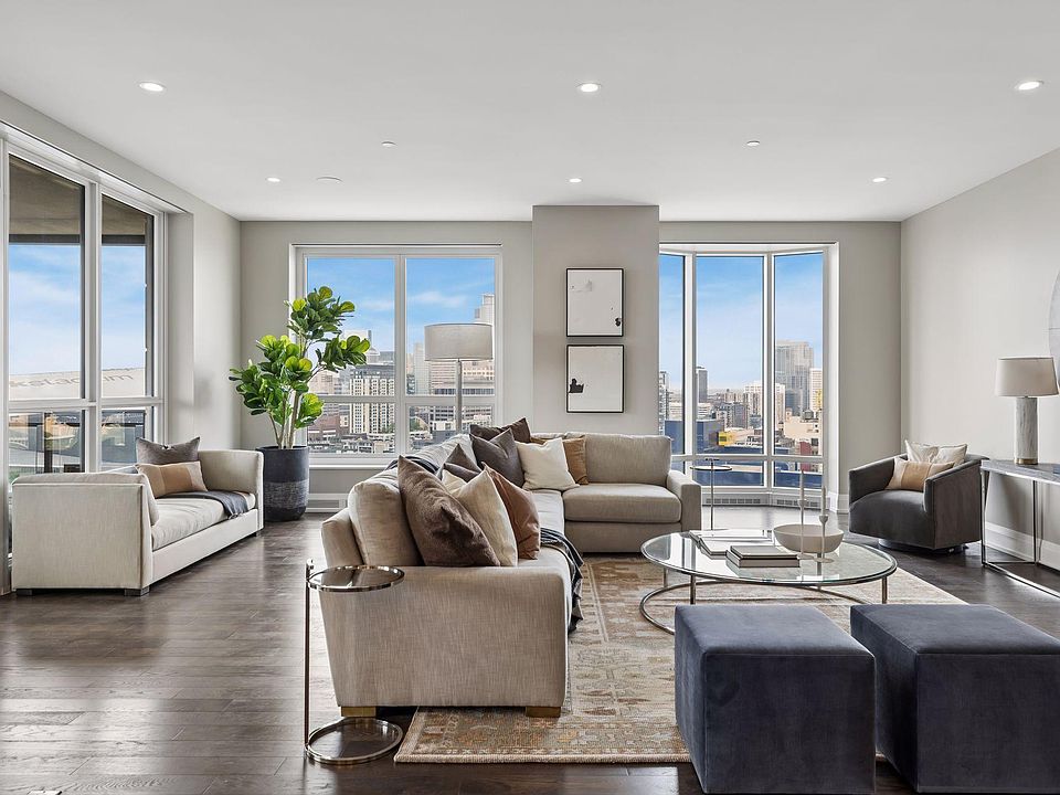 1st image of 1111 W River Pkwy #21B