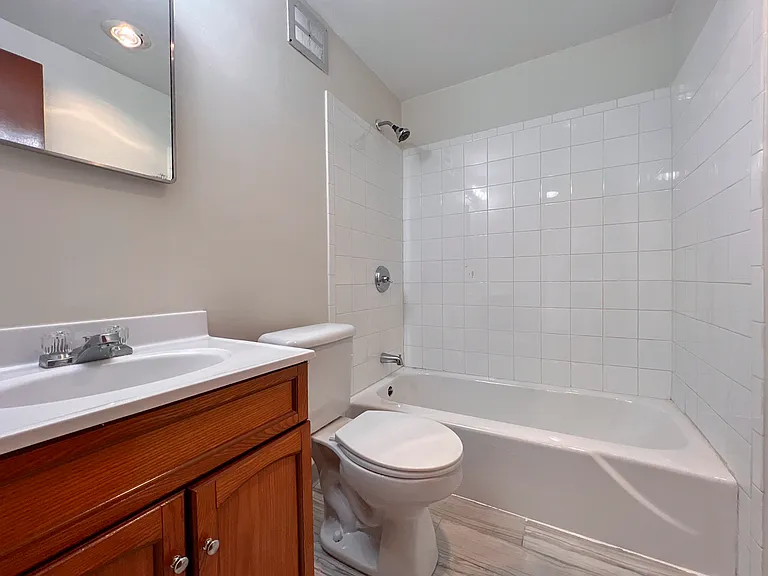 180 Bond St / Theo Investments LLC — Photo 23
