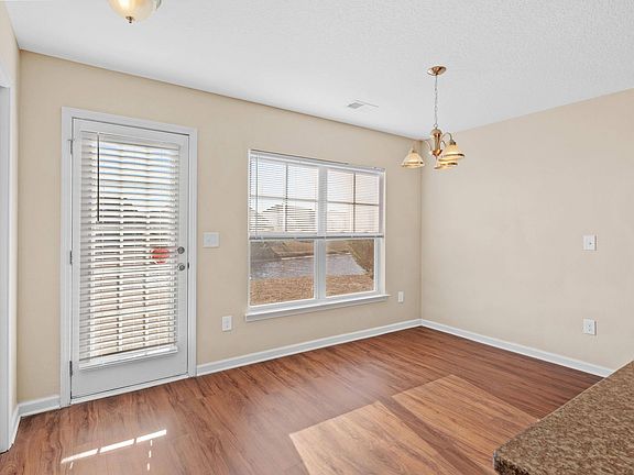 5th image of 1140 Boleybeg Dr #1