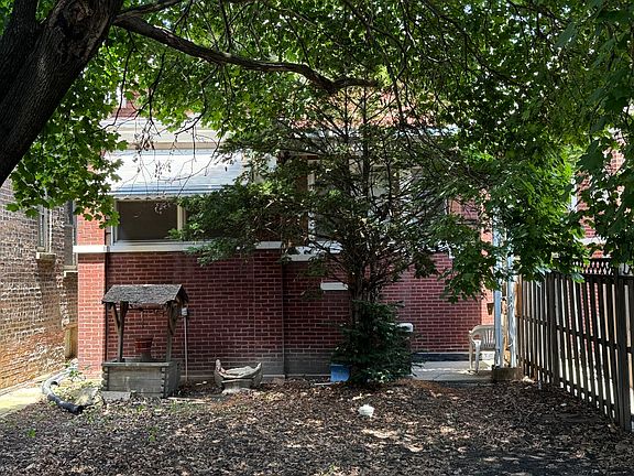 2nd image of 5820 W 26th St