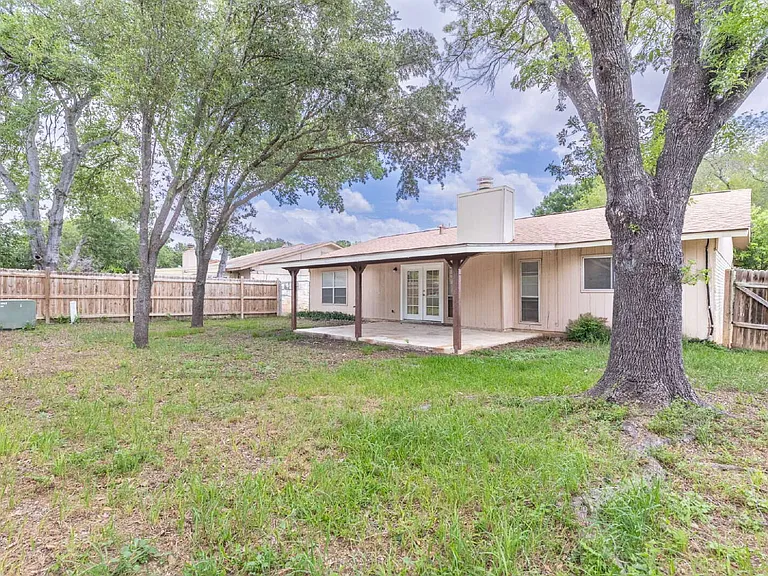 8127 Babe Ruth St — Photo 32