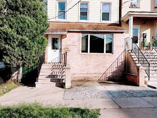 232 Hylan Blvd, Staten Island, NY 10305