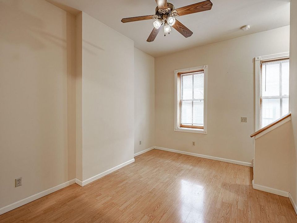 1st image of 1215 Allen Market Ln APT 3