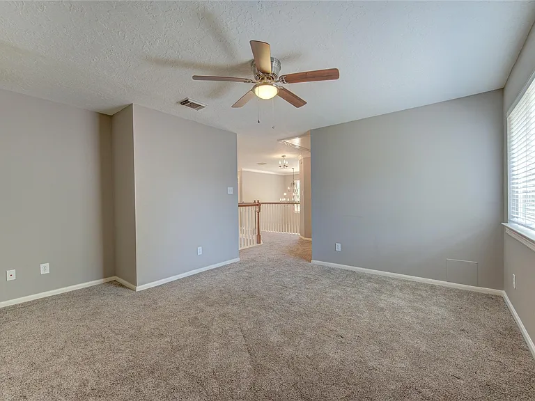 2935 Apple Forest Ct — Photo 33