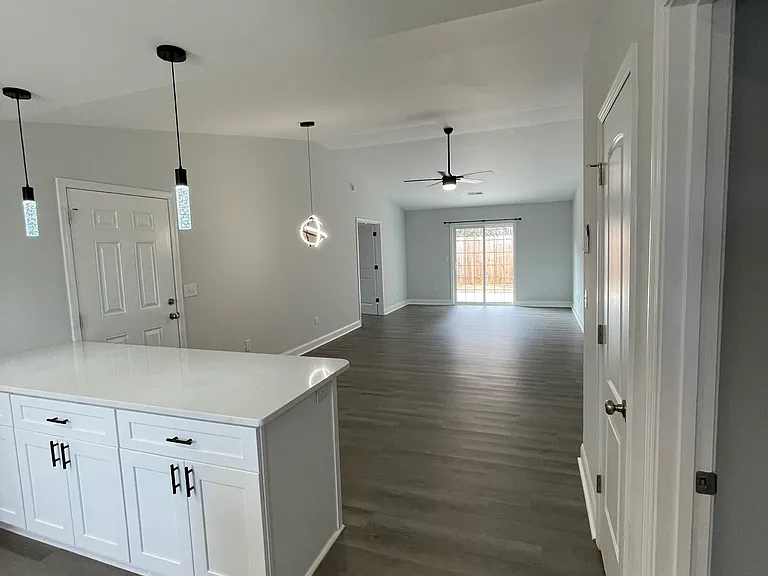 3234 Pleasant Valley Cir — Photo 9