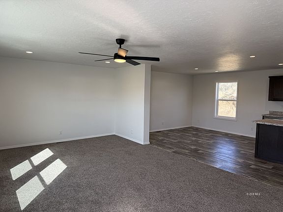 4th image of 5245 Flower Dr
