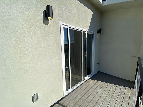 5th image of 5225 Tipton St