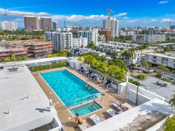 1100 100th St #401, Bay Harbor Islands, FL 33154