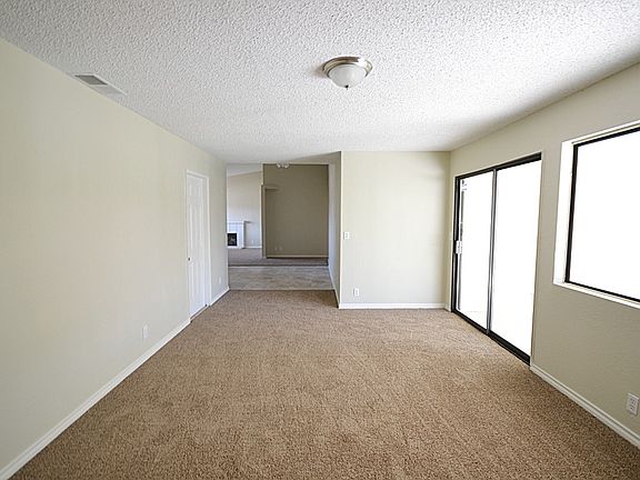 5th image of 37724 45th St E