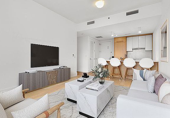 3rd image of 22-18 Jackson Ave #709